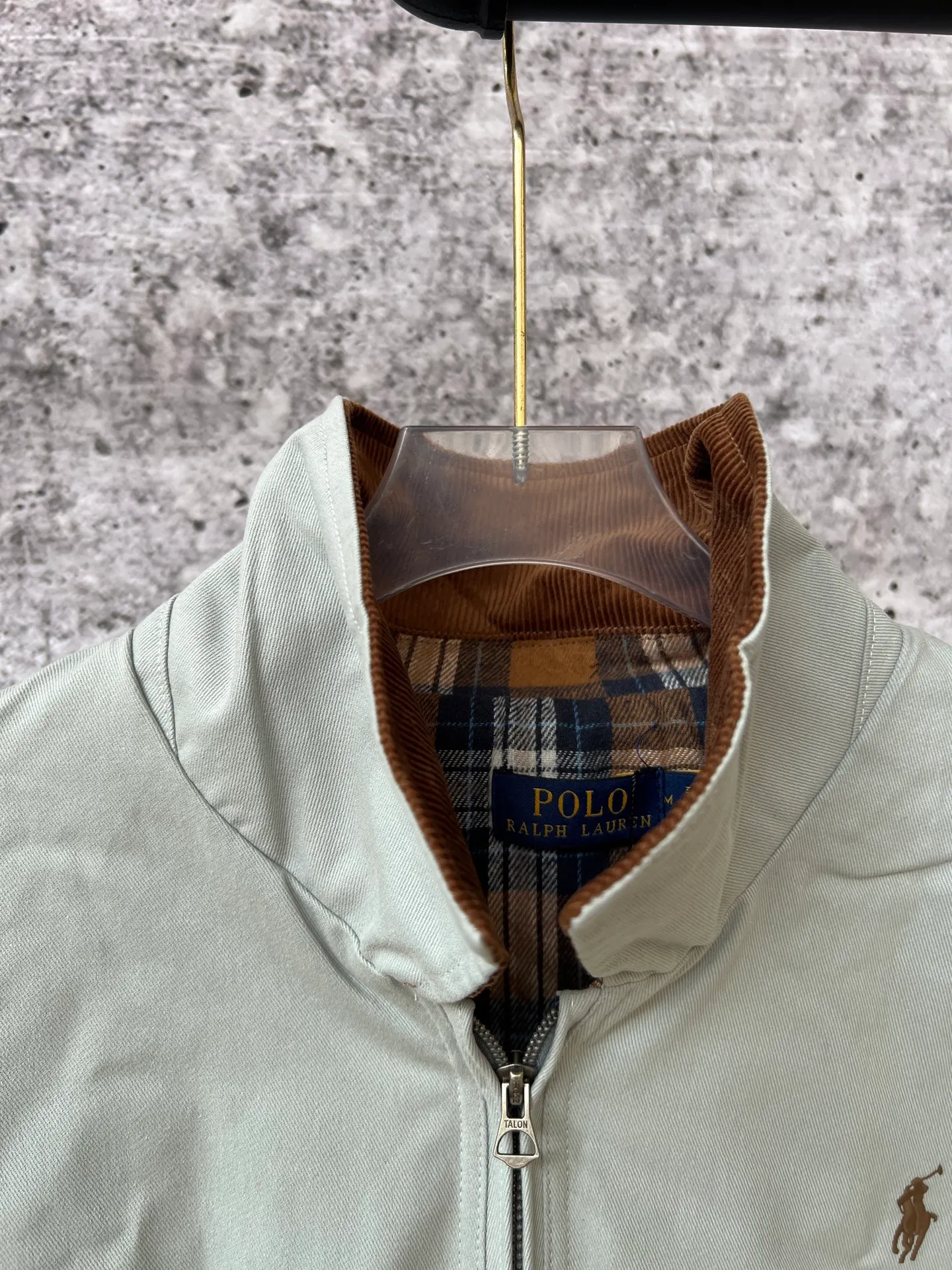 P310 Ralph Lauren women's autumn short wide jacket, short wide version with loose bust, elongated upper body effect, lining with plaid fabric, corduroy contrast collar added to the collar to make it more personalized, imported embroidered pony logo, fine workmanship and customized hardware accessories